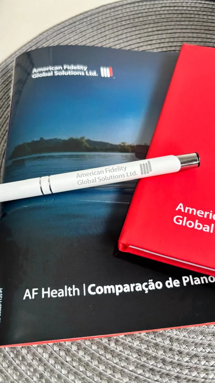 Caderno e caneta personalizados American Fidelity